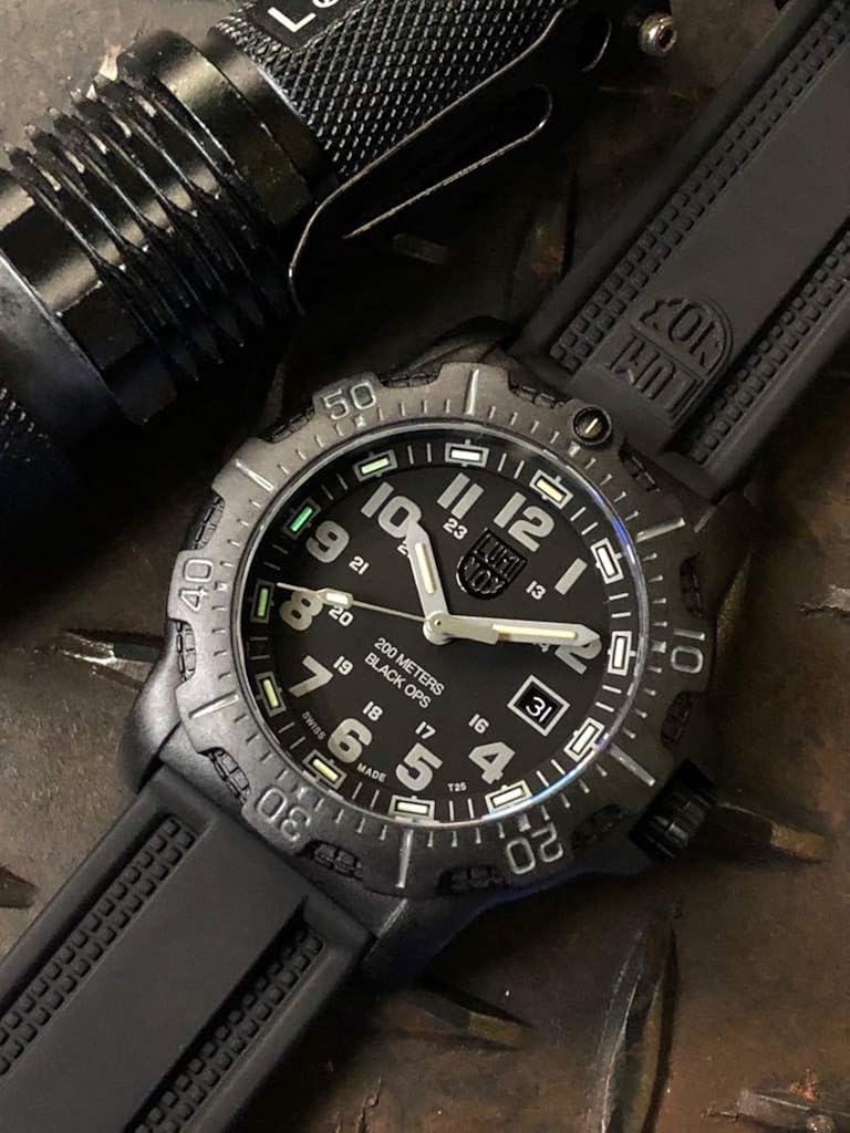 ルミノックス腕時計 日本限定モデル Ref.8881 BLACK OPS focusdata.com.co